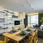Freddo - Coral Complex With Parking & Pool Apartment