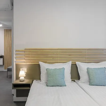 Freddo - Coral Complex With Parking & Pool Apartment Varna